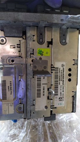 A2208203489 MERCEDES Магнитола (радио AM/FM) купить в Павлоград