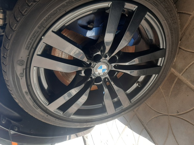 Двигатель голый 11002296762 BMW