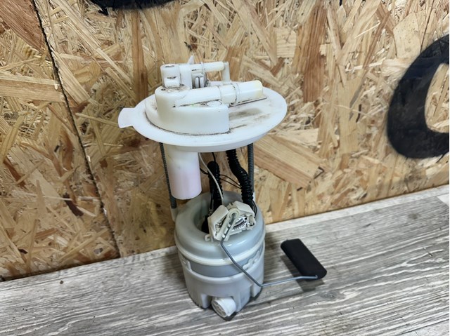 Топливный насос 52029625AA CHRYSLER