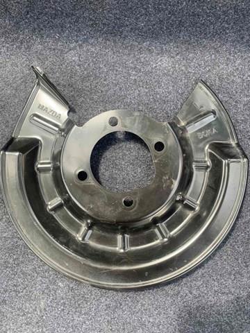 Защита тормозного диска заднего, левая BCKA26271A MAZDA