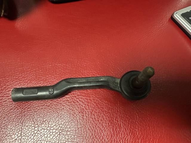 Наружный наконечник рулевой тяги BDTS32280 MAZDA