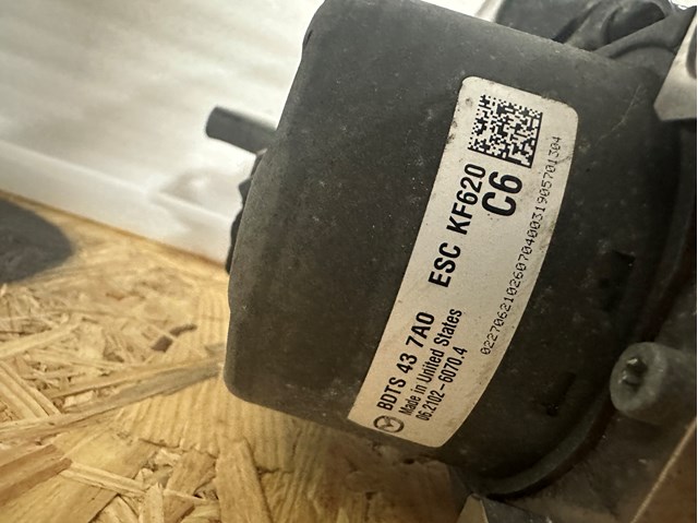 Блок управления АБС  BDYS437A0 MAZDA