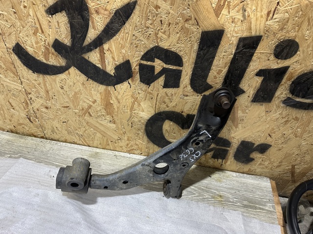 Рычаг передний нижний левый KB7W34350H MAZDA