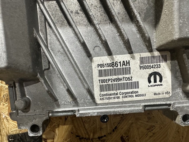 CHRYSLER P05150861AH в наличии Харьков