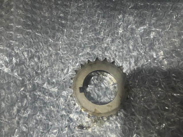 Звездочка привода коленвала двигателя PX1311316 MAZDA