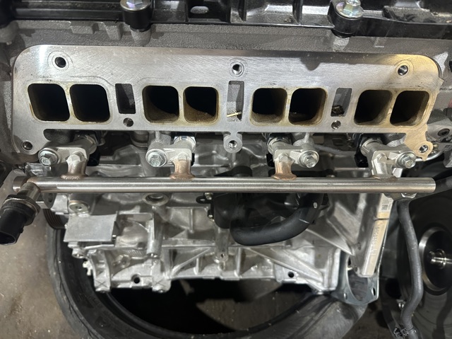 Распределитель топлива (рампа) PX9R13150 MAZDA