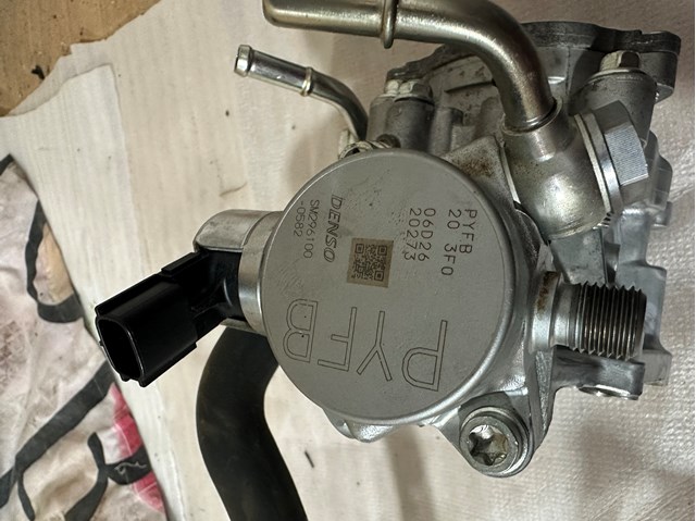 Насос топливный высокого давления PYFB203F0 MAZDA