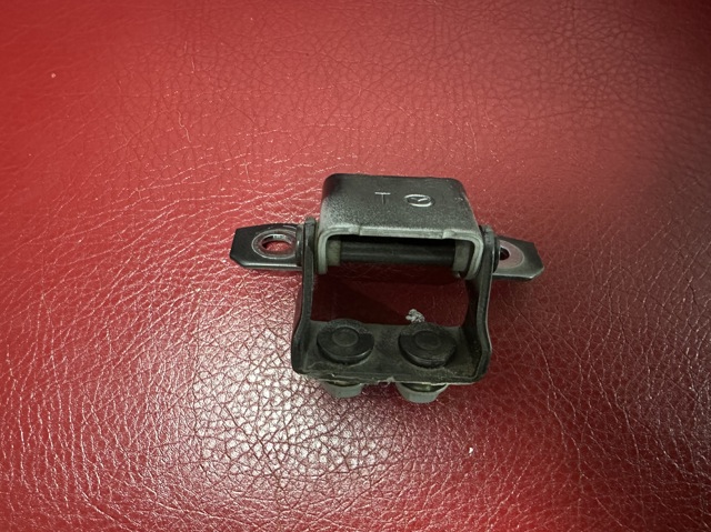 Петля багажника TK4862210C MAZDA