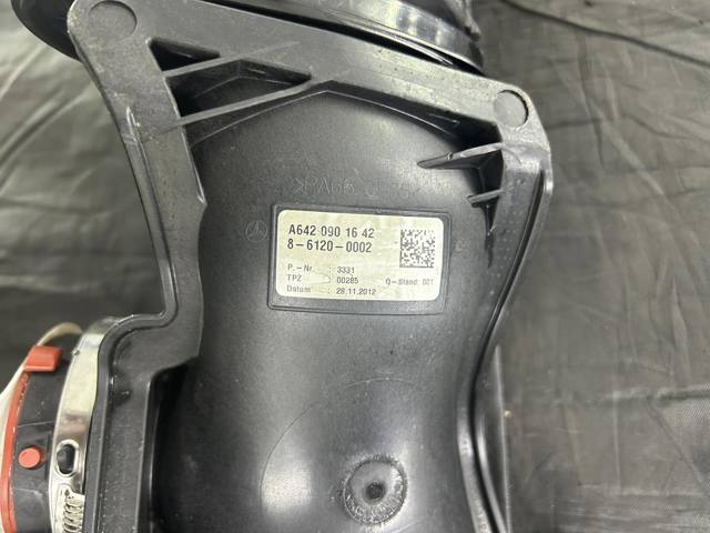 6420901642 MERCEDES Датчик потока (расхода) воздуха, расходомер M.A.F. - (Mass Airflow) купить в Киев