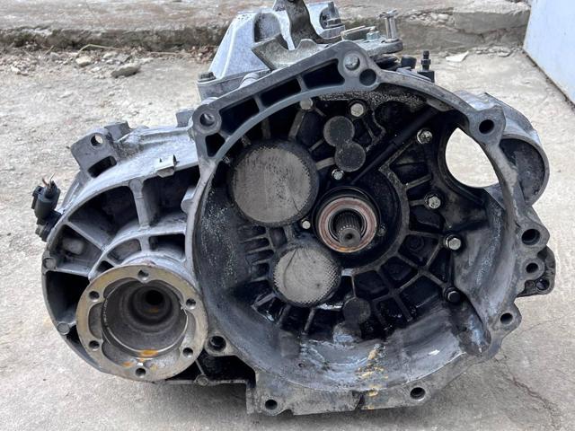 VAG 02M301103D Корпус коробки передач АКПП/КПП в наличии Николаев
