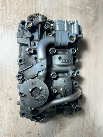 VAG 03G103537B Насос масляный в наличии Каменское