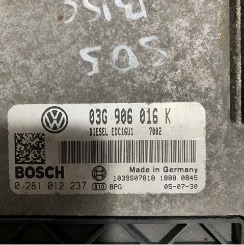VAG 03G906016K Блок управления двигателем в наличии Ровно