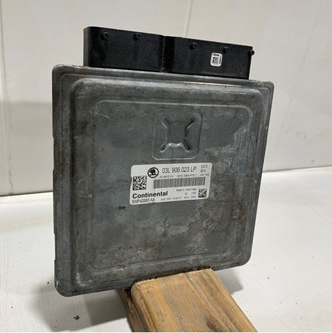 03L906023LP Модуль управления (ЭБУ) двигателем купить Черновцы