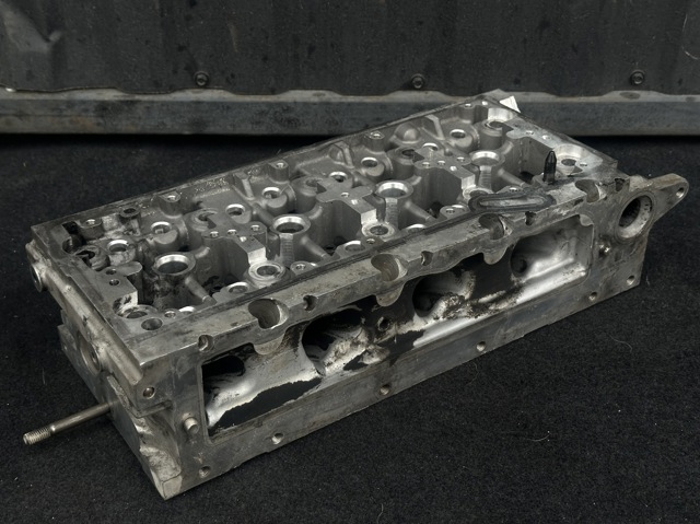 04L103064C VAG ГБЦ купить в Запорожье