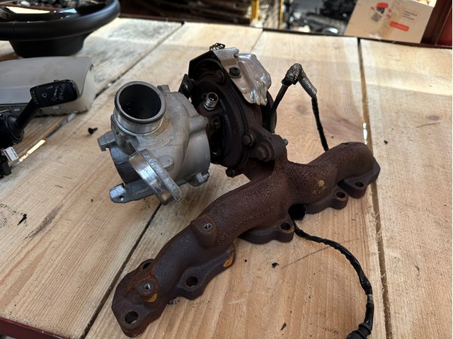 04L253019Q VAG Турбина купить в Чернигов