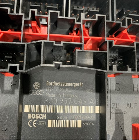 3C0937049AG Модуль управления (ЭБУ) бортовой сетью купить Полтава