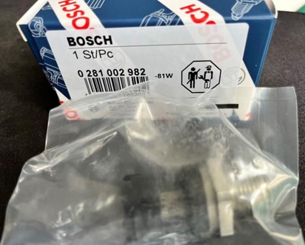 Регулятор давления топлива 0281002982 Bosch