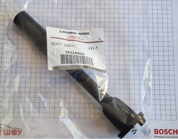 Наконечник свечи зажигания 1832A022 MITSUBISHI