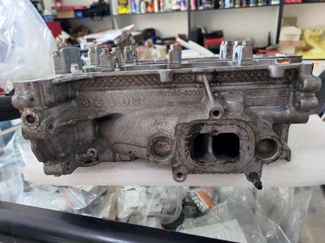 FORD 1859873 Головка блока цилиндров (ГБЦ) в наличии Павлоград