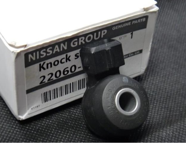 Датчик самовоспламенения Ниссан Альмера 1