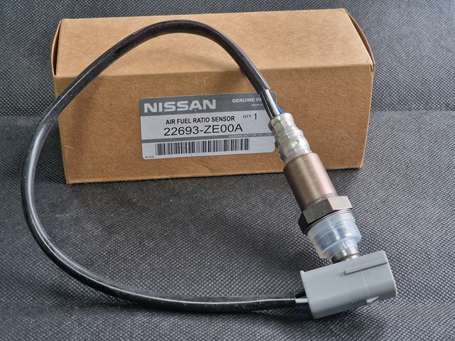 22693-ZE00A Nissan/Infiniti Лямбда-зонд, датчик кислорода до