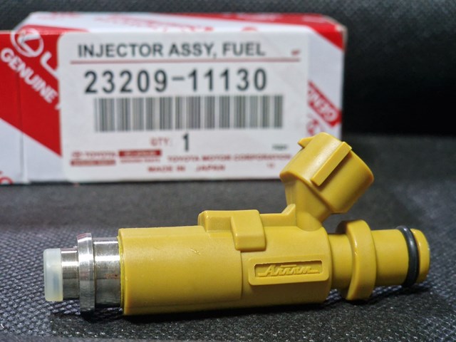 Форсунка впрыска топлива 2320911130 TOYOTA