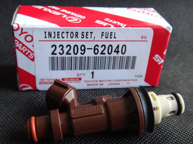 Топливные форсунки 2320962040 TOYOTA