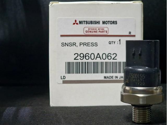 Датчик давления масла 2960A062 MITSUBISHI