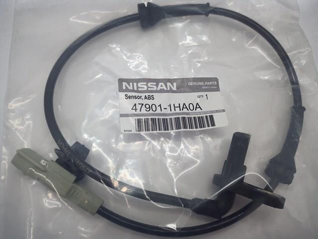 Датчик ABS задний левый 479011HA0A NISSAN