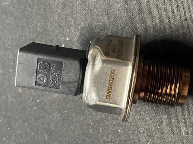 Манометры 5WS40209 LAND ROVER