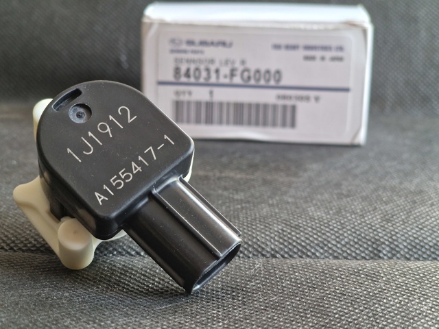 Задний датчик положения кузова 84031FG000 SUBARU