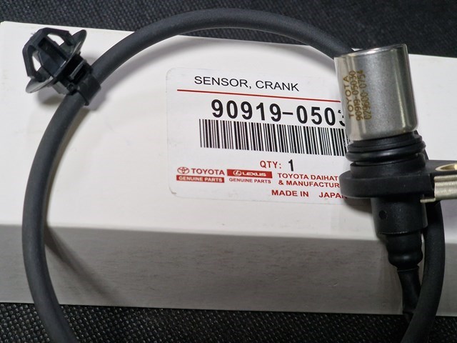 Датчик коленвала Toyota Avensis 2