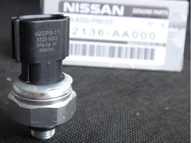 Датчик-клапан кондиционера 92136AA000 NISSAN