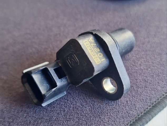 Датчик оборотов распредвала MD348074 CHRYSLER