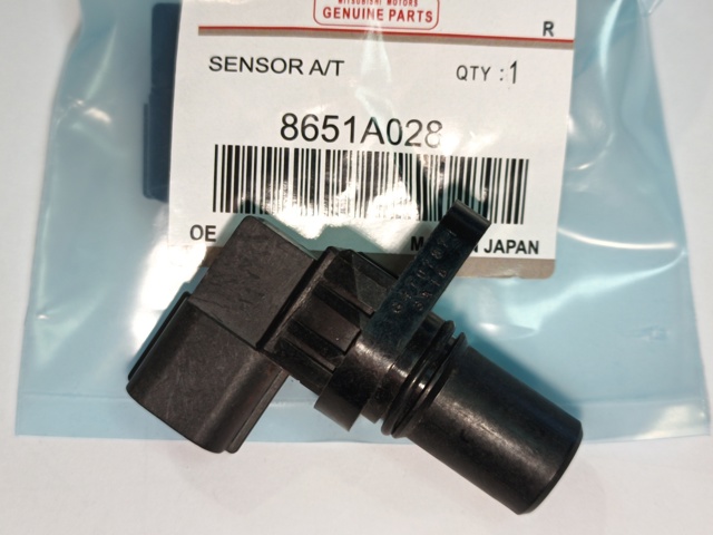 MITSUBISHI MR518300 Датчик скорости в наличии Павлоград