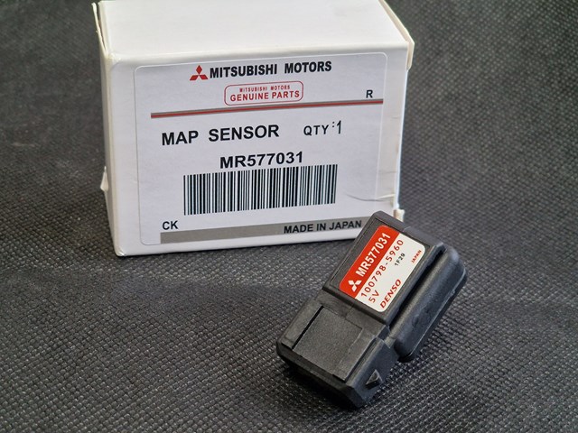 Датчик нагнетания воздуха в турбину MR577031 MITSUBISHI