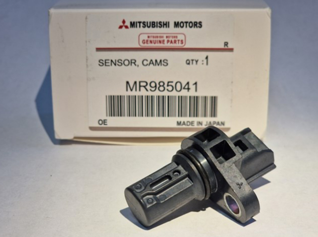 Датчик оборотов распредвала MR985041 CHRYSLER