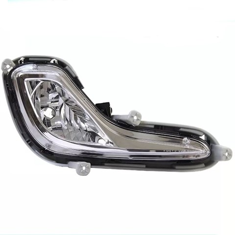 Противотуманка правая 19C069011A TYC