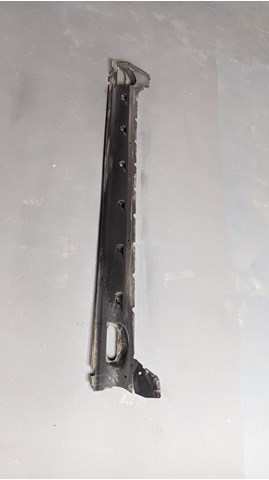 Защита днища, правая 4KE825208 VAG