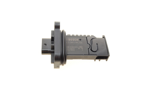 0280218266 BOSCH Датчик потока (расхода) воздуха, расходомер M.A.F. - (Mass Airflow) купить в Черновцы