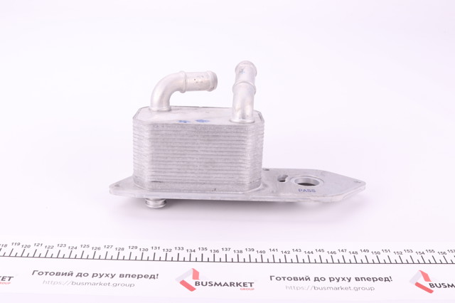 NRF 31795 Радиатор масляный в наличии Полтава