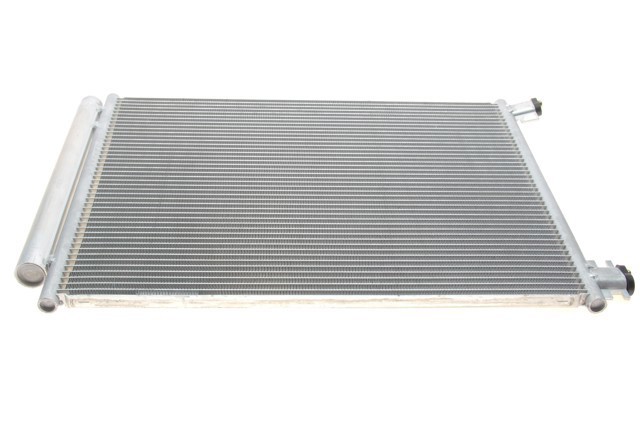 VAN WEZEL 43015703 Радиатор кондиционера в наличии Николаев