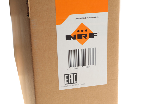 NRF 53593 Радиатор охлаждения двигателя в наличии Каменское