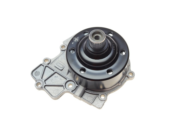 538022110 Помпа водяная (насос) охлаждения купить Сумы