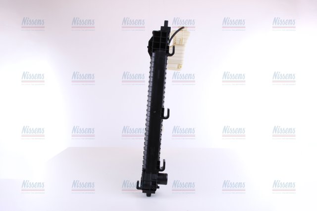 Радиатор охлаждения 62559A NISSENS