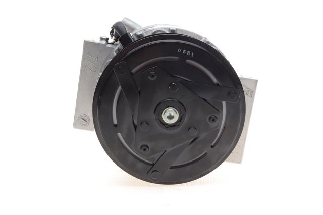 VALEO 813265 Компрессор кондиционера в наличии Чернигов