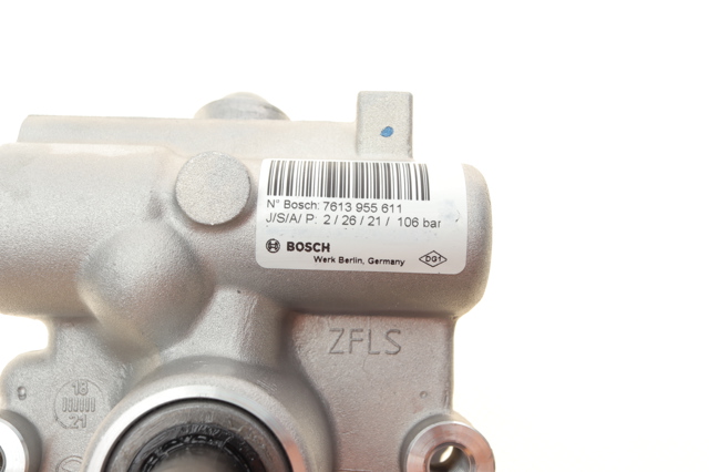 Насос рулевого механизма KS00000115 BOSCH