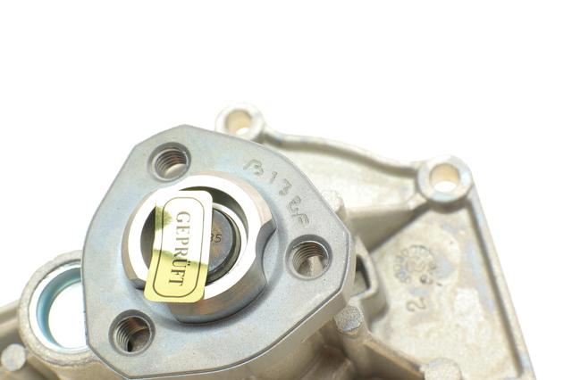 P582 HEPU Помпа водяная (насос) охлаждения купить в Житомир