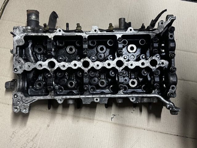 ГБЦ  двигателя 1110129575 TOYOTA