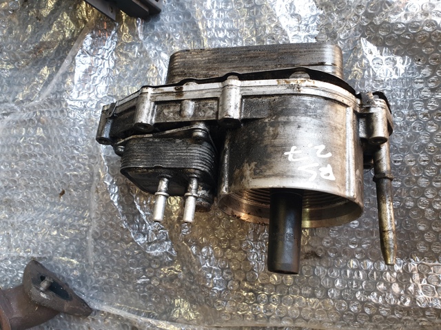 LAND ROVER 1354253 Корпус масляного фильтра в наличии Одесса